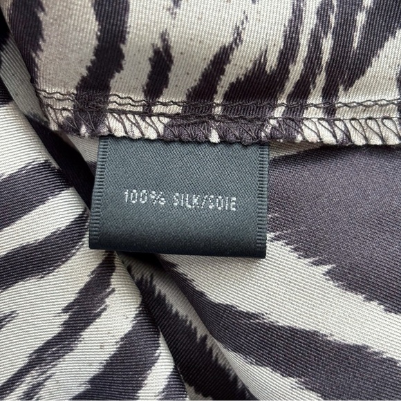 Lafayette 148 Zebra Cowl Neck Silk Blouse 10 Sleeveless Black Tan - Picture 5 of 7